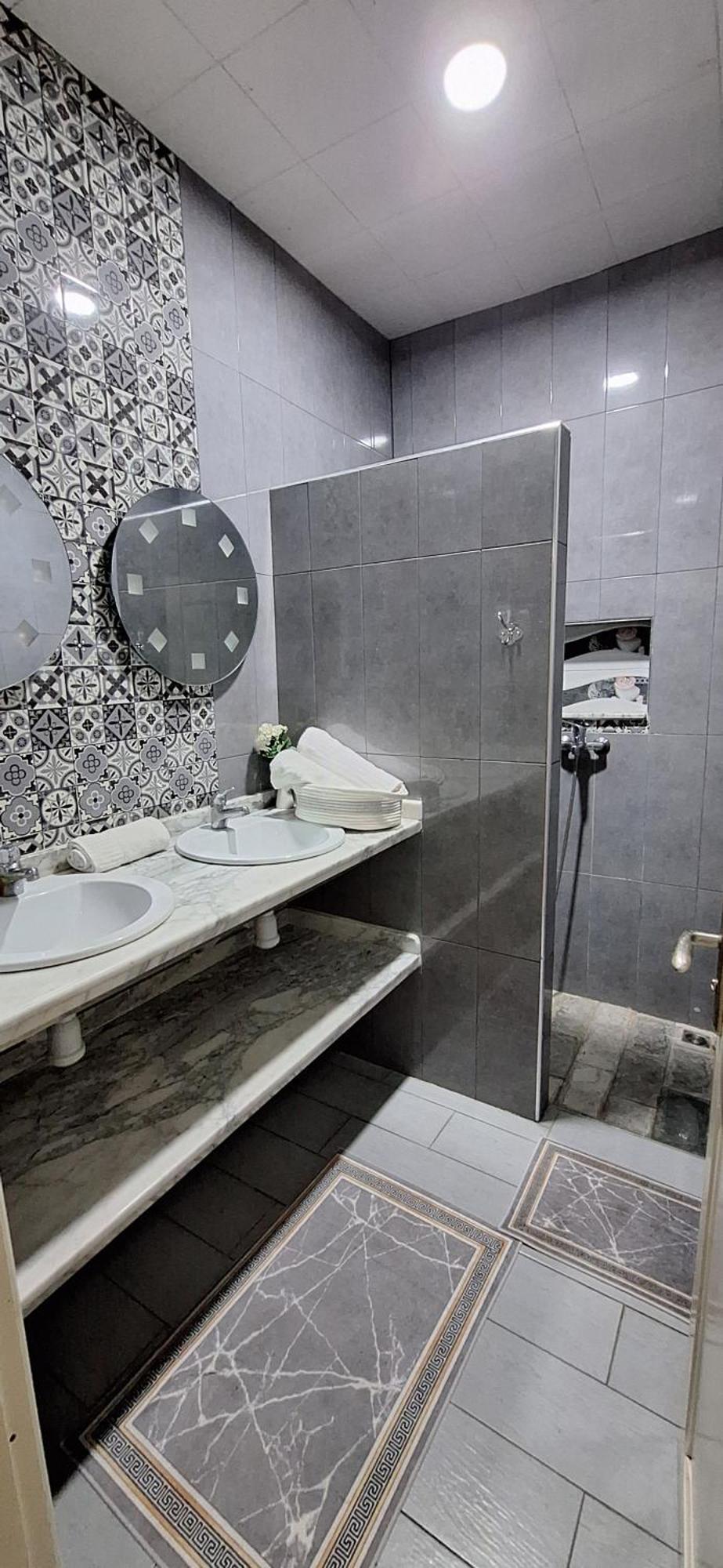 Super Cozy Apartment Ларач Екстер'єр фото